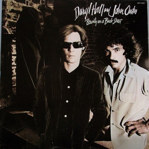 Hall, Daryl and John Oates : Beauty on a Back Street (LP)